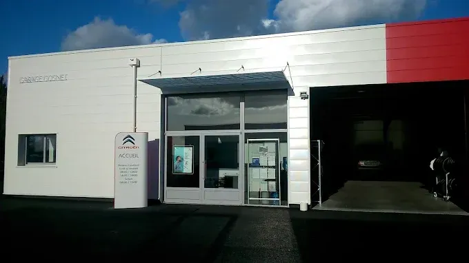 garage automobile près de Mulsanne